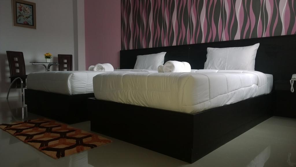 The Zara Double Tree Hotel Ubon Ratchathani Chambre photo